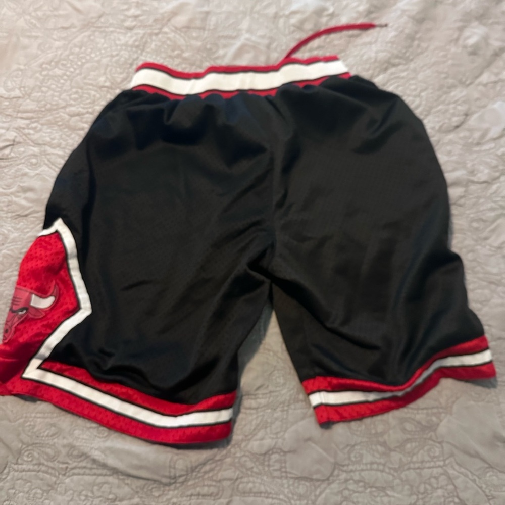 Chicago bulls shorts